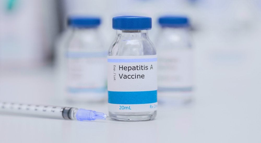 HEPATITIS A - Síntomas, Tratamiento Y Vacuna