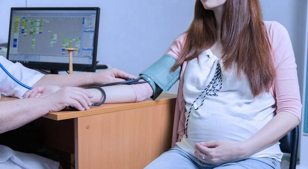 ECLAMPSIA Y PREECLAMPSIA Síntomas causas y tratamiento